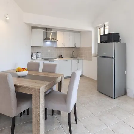 Apartmán Sea View By Moro 3 *